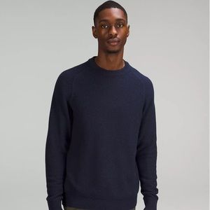 PERFECT CONDITION - Men’s Lululemon Textured Knit Crewneck Sweater